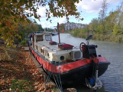 13189 Hausboot.jpg