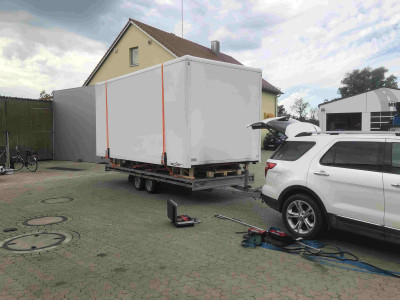 Koffer von außen bei Abholung