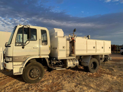 Unser neuer (alter) HINO, Baujahr 94, ehemalige Feuerwehr mit nur 28,000 km