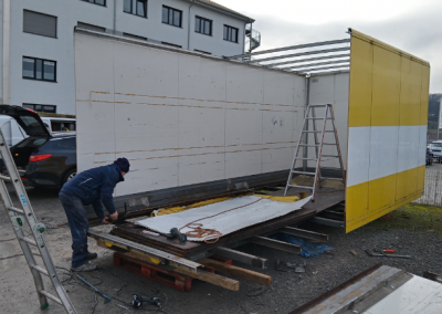 Die erste Wand ist weg ...
