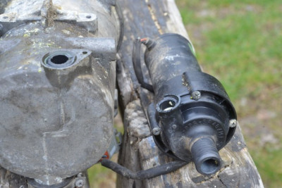 2020_04_29_Pumpenstutzen abgebrochen.JPG
