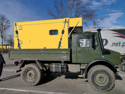 Gelb Shelter.jpg