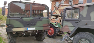 KAT_8x8_mit_Kran_2aab.jpg