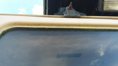 SamtTür Fensterführung.jpg
