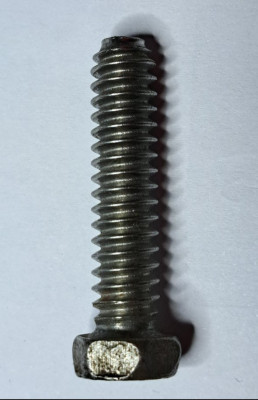 Schraube Tisch.jpg