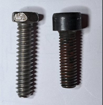 Schraube Tisch II.jpg