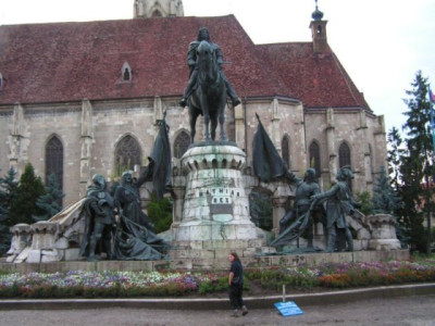 rom200623 (1).jpg