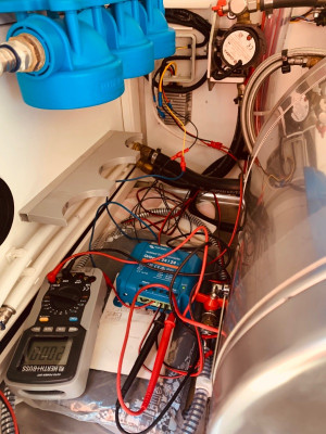 Victron_002.jpg