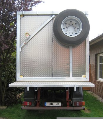 LKW hinten neu.jpg