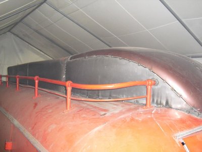 Dachlaterne außen, Blick von hinten, mit VW-Haube. Laternenfenster noch nicht ausgeschnitten.
