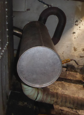 250302 Auspufftopf Ende.JPG