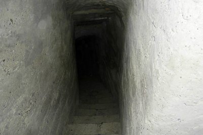 Figuig , zu zwei der Männer Hammam`s führen 105 und 114 Stufen runter . Alles ohne Beleuchtung , stockduster .