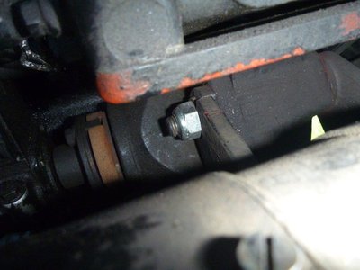 Lichtmaschine Halterung gebrochen.jpg