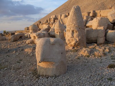 Nemrut Dagi Westseite.jpg