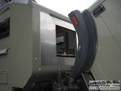 201206_13.jpg