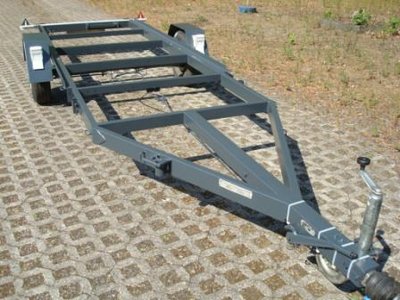 Bennis Trailer.jpg
