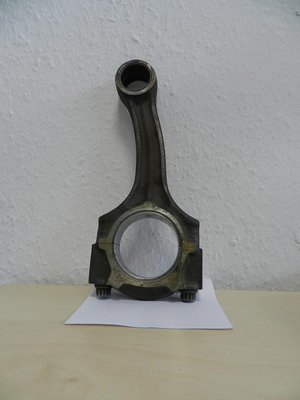 Pleuel-250GD.jpg