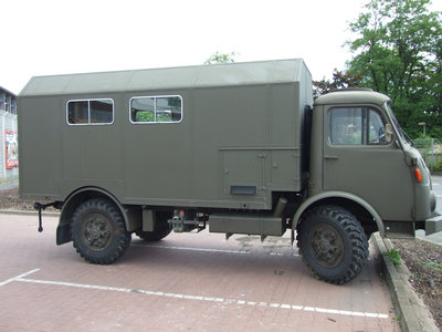 Steyr mit Fenstern.jpg
