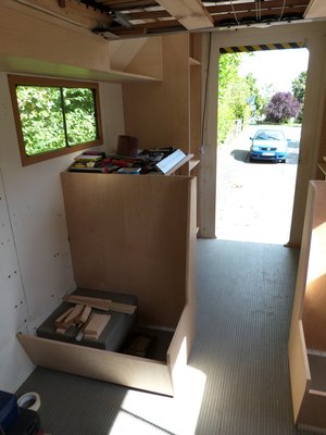 Sitzkasten Küche 2 (Large).JPG