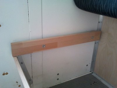 Schwerlastschiene außen eingefahren (Large).jpg