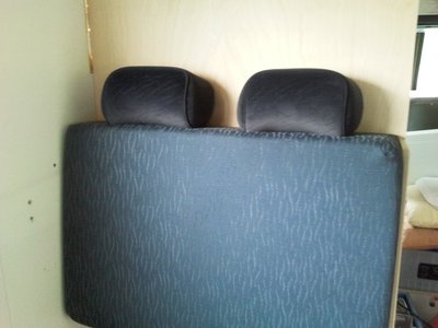 Kopfstützen Badseite (Large).jpg