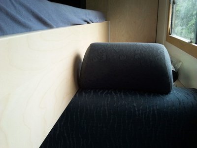 Kopfstütze seitlich als Begrenzung (Large).jpg