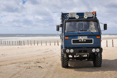 tomtom-1.jpg