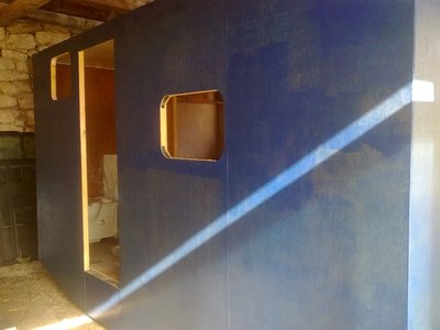 rechts blau.jpg