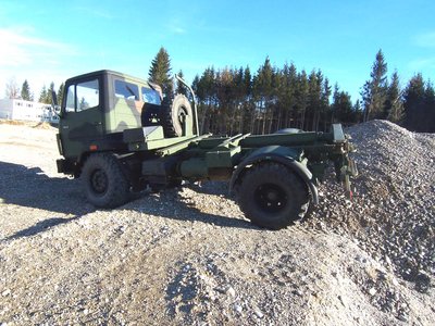 Fahrgestell_Mercedes_914_AK_4x4_wohnmobil_selbstausbau_ro.jpg