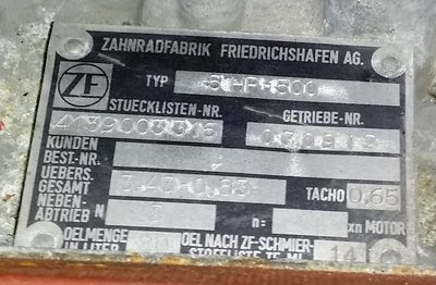 Schraube Getriebe 3.jpg