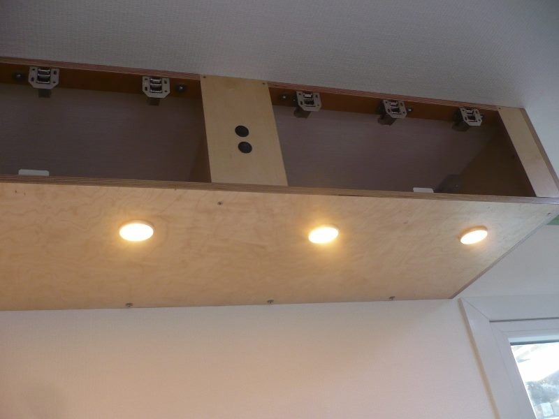 Von unten gesehen mit IKEA LEDs