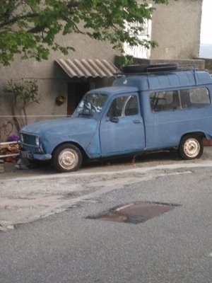 Renault.jpg
