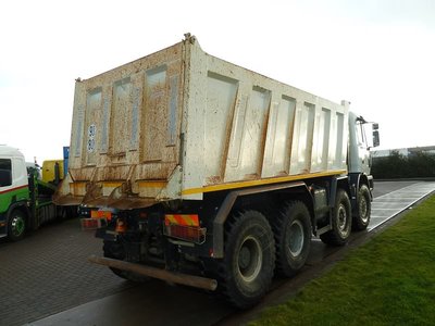205078 Pict rear right.JPG