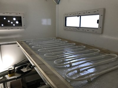 Heizung unter den Lattenrosten