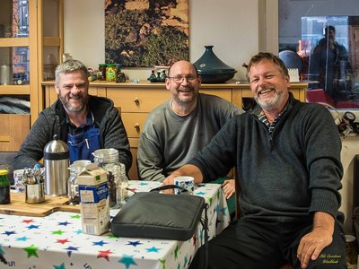 Oliver, Andy und ich nachdem wir uns handelseinig geworden sind. Es war eine nette Runde!