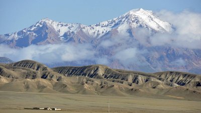 D90-12195a.JPG