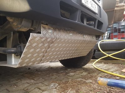 Unterfahrschutz_3.jpg