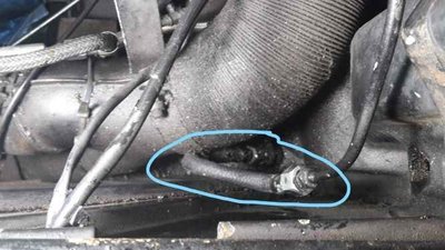 InkedMotor_Undicht_05_2.jpg (52.63 KiB) 4036 mal betrachtet Blick von oben