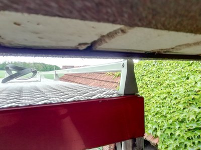 ca. 1,5 cm zu hoch...