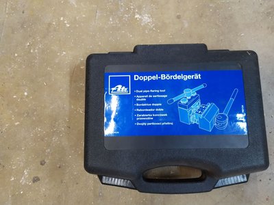 Bördelgerät.jpg