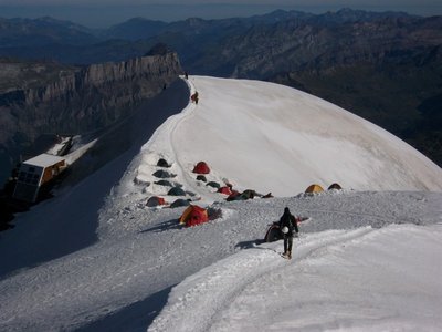 Mont Blanc Biwak.jpg (101.85 KiB) 2254 mal betrachtet Mont Blanc Biwak.jpg