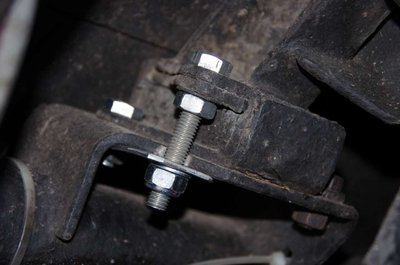 20120804_160740_Robur_VTG_Halterung_001a.jpg