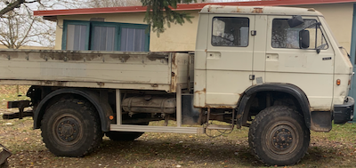 Beifahrerseite (Öltank)