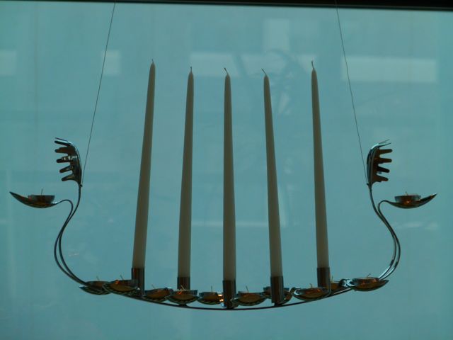 Kunst in der Bücherei.jpg