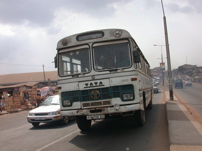 Überlandbus