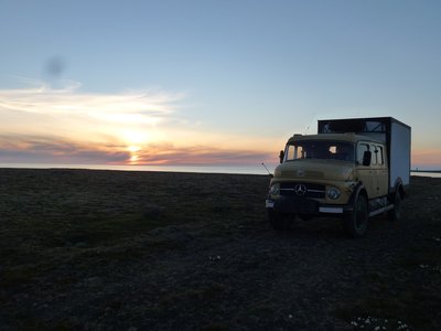 Kurz nach Mitternacht im Norden Islands