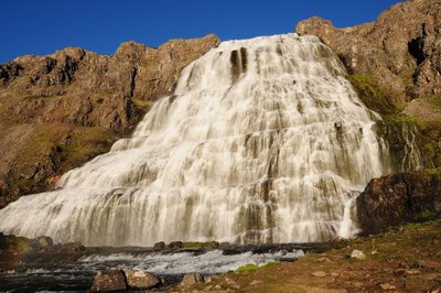 Wasserfall in den Westfjorden