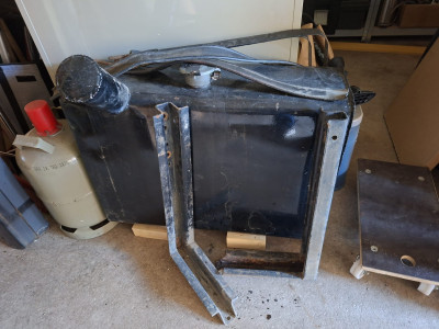 Tank_1.jpeg (390.59 KiB) 331 mal betrachtet Tank_1.jpeg
