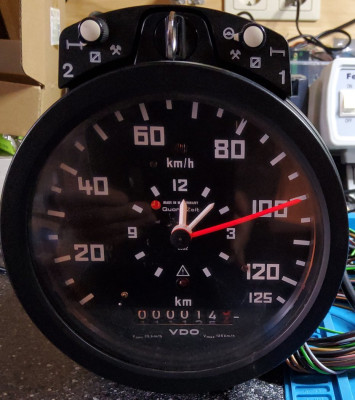 VDO Tachograph 12 V.jpg