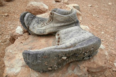 Wir verlassen die Westsahara , nein nicht auf eigenen Sohlen , sondern ....